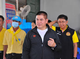 นายธรรมนัสแจ้งว่ามียานพาหนะ 17 รายการ 62,840,000 บาท ทรัพย์สินอื่นมูลค่า 157,120,000 บาท My3kc4 Qypjwm