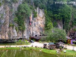 It is one of the finest and latest tourist attractions in ipoh. Qing Xin Ling Leisure Cultural Village Ipoh From Emily To You