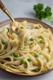 Easy Vegan Alfredo Sauce In 10 Minutes Recipe In 2020 Vegan Alfredo Vegan Alfredo Sauce Whole Food Recipes