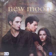 New moon, commonly referred to as new moon, is a 2009 american romantic fantasy film based on stephenie meyer's 2006 novel new moon. The Twilight Saga New Moon The Movie Board Game Board Game Boardgamegeek