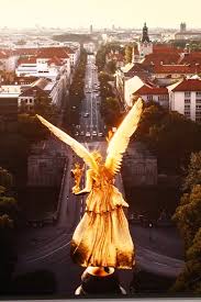 Munich Friedensengel Angel Of Peace Monument With A View Over The Prinzregentenstrasse Stadt Munchen Munchen Bayern Munchen Deutschland