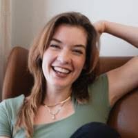 Abigail Hogue's Instagram, Twitter & Facebook