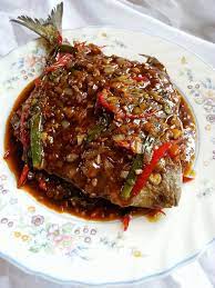 Ikan bawal merupakan salah satu ikan yang banyak dibudidayakan di indonesia. Bawal Masak Hitam Ide Makanan Resep Ikan Resep