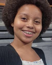 Lesa Parrish's Instagram, Twitter & Facebook