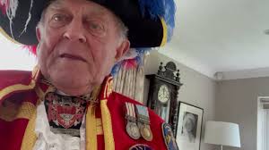 @royalistcrier's video Tweet