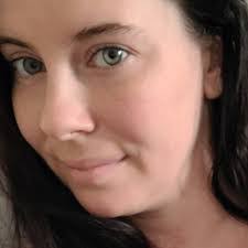 Desiree Ward's Instagram, Twitter & Facebook