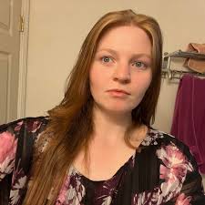 hi I live in the Wford Heights area and I am in Bakersfield broke down is  there anybody up there that can come down here that has a car trailer and