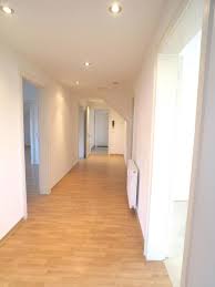 Der begriff 'wohnung' bezeichnet eine bestimmte, im mietvertrag festgelegte anzahl von räumen, die dem mieter gegen ein vorher vertraglich bestimmtes entgelt vom vermieter zur verfügung gestellt werden. 3 Zimmer Wohnung Zu Vermieten Heisinger Str 21 45134 Essen Stadtwald Mapio Net