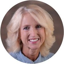 Jackie Dehaan's Instagram, Twitter & Facebook