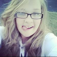 Keri Rutledge's Instagram, Twitter & Facebook