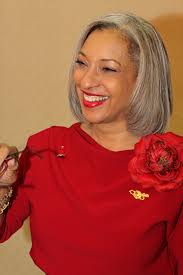 ✨ Meet our incredible Blue Door Gala 2025 Co-Chairs! ✨ We are honoured to  once again have Sheila Whyte and Lawrence Greenspon leading the way as  Co-Chairs of this year's gala. 💙