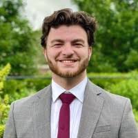 300+ "Aron Davies" profiles