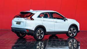 Classified as a small suv, it's packed on the pounds after the holiday season, so to speak, and now arguably straddles both the small and medium suv segments. Mitsubishi Eclipse Cross 2021 Neue Bilder Vom Facelift