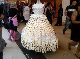 Cupcake Wedding Dress Horrible Wedding Dress Wedding Dress Cupcakes Funny Dresses