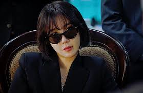 508,545 likes · 4,283 talking about this. Drama In The Rain