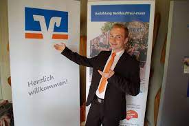 The company is registered at the cooperative society register at the local court of ansbach with the legal form of registered cooperative society (number genr 74). Die Azubis Der Vr Bank Feuchtwangen Dinkelsbuhl Eg Auf Der Ausbildungsmesse Contact Next