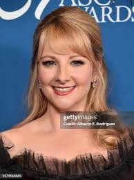 Melissa Rauch's Instagram, Twitter & Facebook
