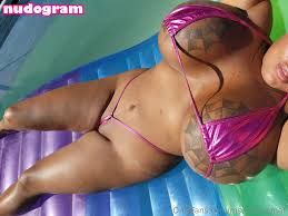 molly_small_  ms.molly.small Nude Leaks OnlyFans Photo 14 - v2.1 | dvir.ru