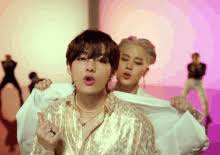 The best gifs are on giphy. Jimin And Taehyung Gifs Tenor