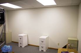 This diy computer desk has a classic teacher desk design. How To Build A Diy Built In Desk For Under 75 Roots Wings Furniture Llc