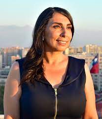 Ministra de @mindesarrollo, trabajando x las urgencias sociales de y. Ministerio De Desarrollo Social Y Familia Gobierno De Chile
