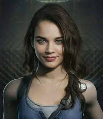 Hannah-John Kamen as Jill Valentine : r/residentevil