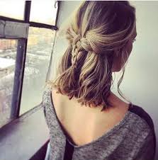 They have troubles finding a great hairstyle that will look good for a black tie event. 13 Easy Braids For Short Hair To Inspire Your Next Look