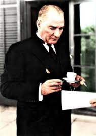 Mustafa kemal, 1906 yılında vatan ve hürriyet cemiyeti'ni kurmuştur. Mustafa Kemal Ataturk Un Hayati Mustafa Kemal Ataturk Un Hayati Hayati Ve Nereli