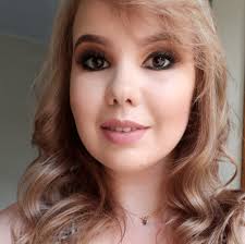 Thalise Miquelin 更新了大頭貼。