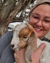 Vicky Bates (@vicky_lb_) • Threads, Say more