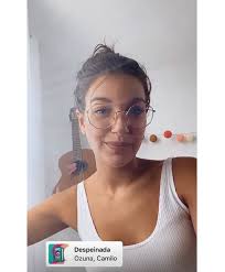 Más letras de ozuna & camilo: Ana Guerra Y Su Selfie Mas Natural Despeinada Y Sin Maquillaje