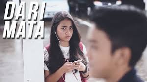 Matamu melemahkanku saat pertama kali kulihatmu dan jujur, ku tak pernah merasa ku tak pernah merasa begini. Lirik Lagu Dari Mata Jaz Cover Feat Barra Oleh Hanin Dhiya Cari Lirik Lagu Di Wowkeren Com
