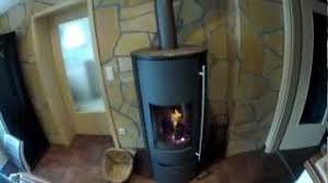 Dieses modell glänzt mit allem, was ein attraktiver kaminofen nur aufweisen kann. Olsberg Tolima Aqua Compact Wasserfuhrend Youtube
