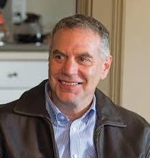 Peter Branch's Instagram, Twitter & Facebook