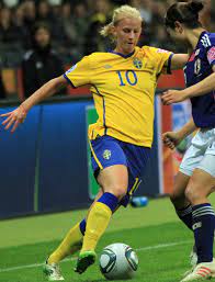 Anfallaren berättar för sportbladet om uppbrottet från real madrid, om landslagsfördelen och den personliga utmaningen som väntar. Sofia Jakobsson Wikipedia