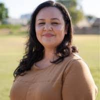 Karina Valle's Instagram, Twitter & Facebook