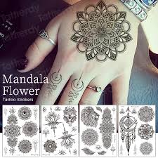 Gambar henna simple untuk pemula telapak tangan 09 12 2019 motif henna tangan simple henna atau disebut juga mehndi henna adalah sejenis pacar yang diramu dari daun tanaman yang bernama henna atau lawsonia inermis kata henna berasal dari bahasa arab al hana a sulit. Sketsa Henna Tangan Dengan