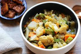 Soupe D Hiver Aux Epices Thai Et Tofu Snacke Milleprep Recette Soupe Hiver Recette Chou Recette Chou Fleur