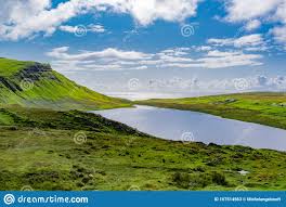 4k 0:25 ocean rocks sun waves. Loch Mor View Schone Schottische Landschaft Am Sonnentag Stockbild Bild Von Ruhe Gesehen 167514563