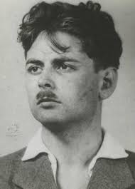 Van de Ravenbrug naar de Eksterberg: redding met de Witte Bussen