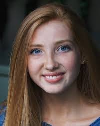 Audrey Devault's Instagram, Twitter & Facebook