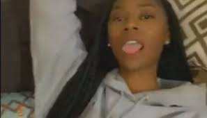 Watch more 'buss it challenge' videos on know your meme! Slim Santana Buss It Challenge E Clica No Segundo Link Slim Santana Buss It Challenge Original Twitter Full Video Reaction Youtube Slim Santana Has Gone Viral After She Accepted The