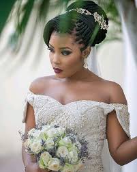 Great tips for curly hair. Stylish Braided Hairstyle Ideas For The Modern And Sassy Bride Schick