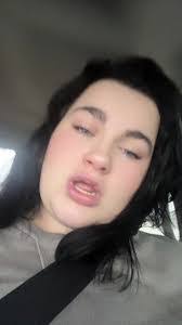 Renee George's Instagram, Twitter & Facebook