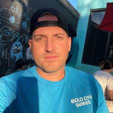 What to do when manual transmission is not working fine in Freightliner  Cascadia?