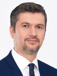 Hadházy ákos, az lmp társelnöke gyakorlatilag bejelentette lemondását. A Szegyelld Magad Janos Nak Keresztelt Tuntetesen December 21 En Hadhazy Akos Is Mondott Beszedet Mindenki Magyarorszaga Mozgalom