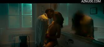 Anna Maria Sieklucka Breasts episode in 365 Days - UPSKIRT.TV