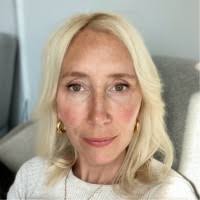 20+ "Elise Larson" profiles