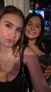 Savannah Beebe's Instagram, Twitter & Facebook