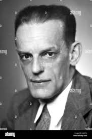 Max theiler hi-res stock photography and images